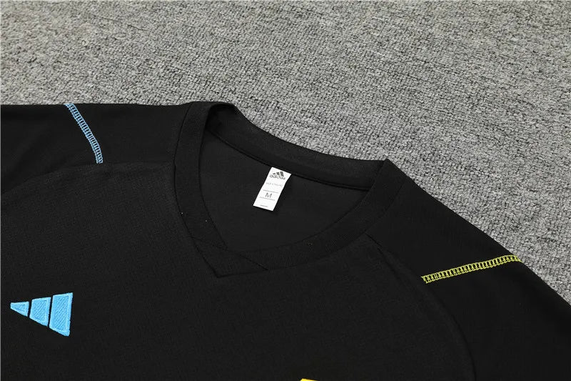 23-24 Arsenal Black Training Short Sleeve Suit