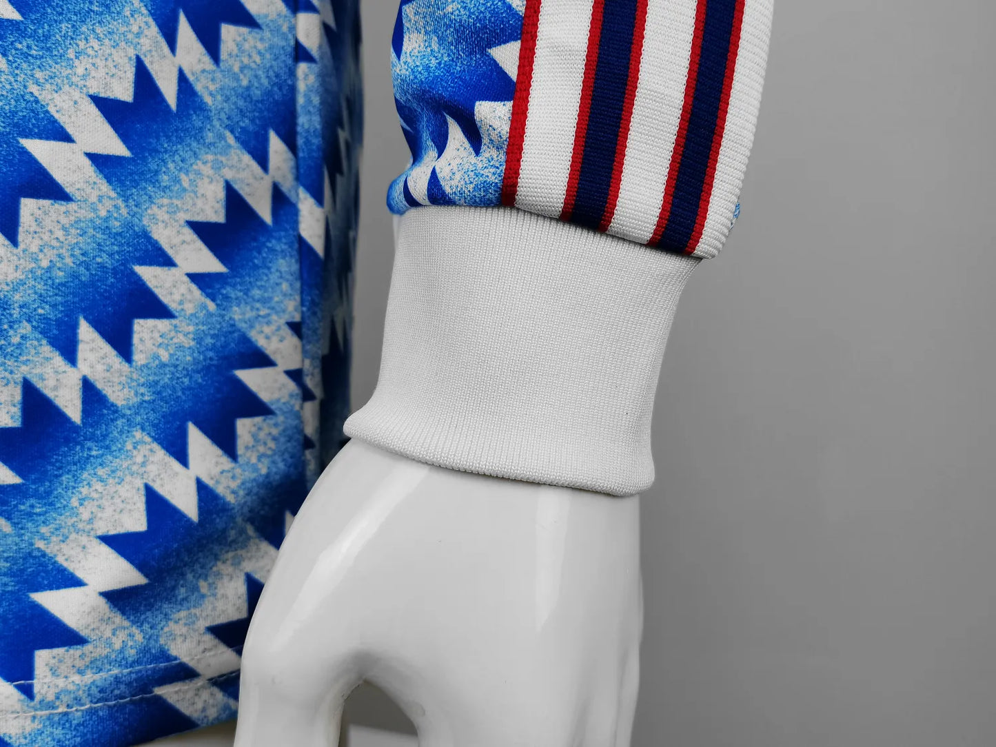 90-92 Manchester United Blue Long Sleeve Retro Jersey