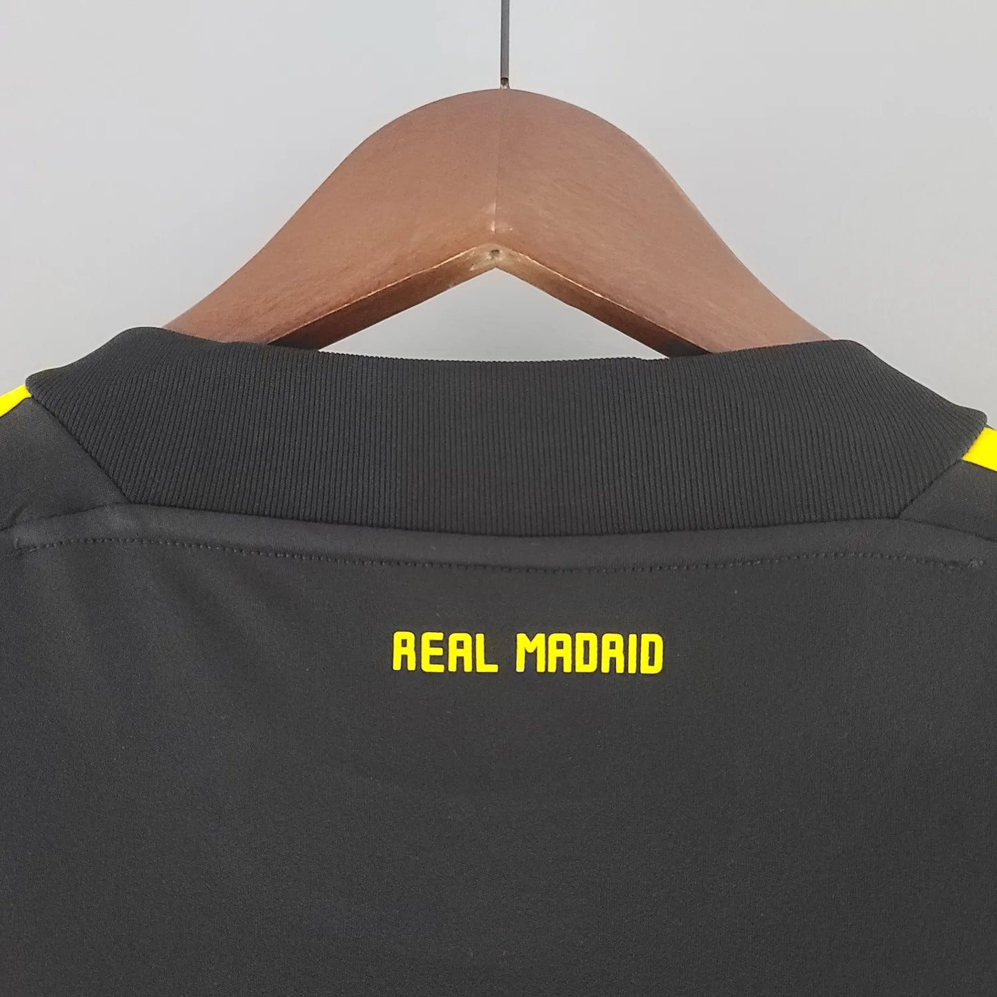11-12 Real Madrid Black Goal Keeper Retro Jersey