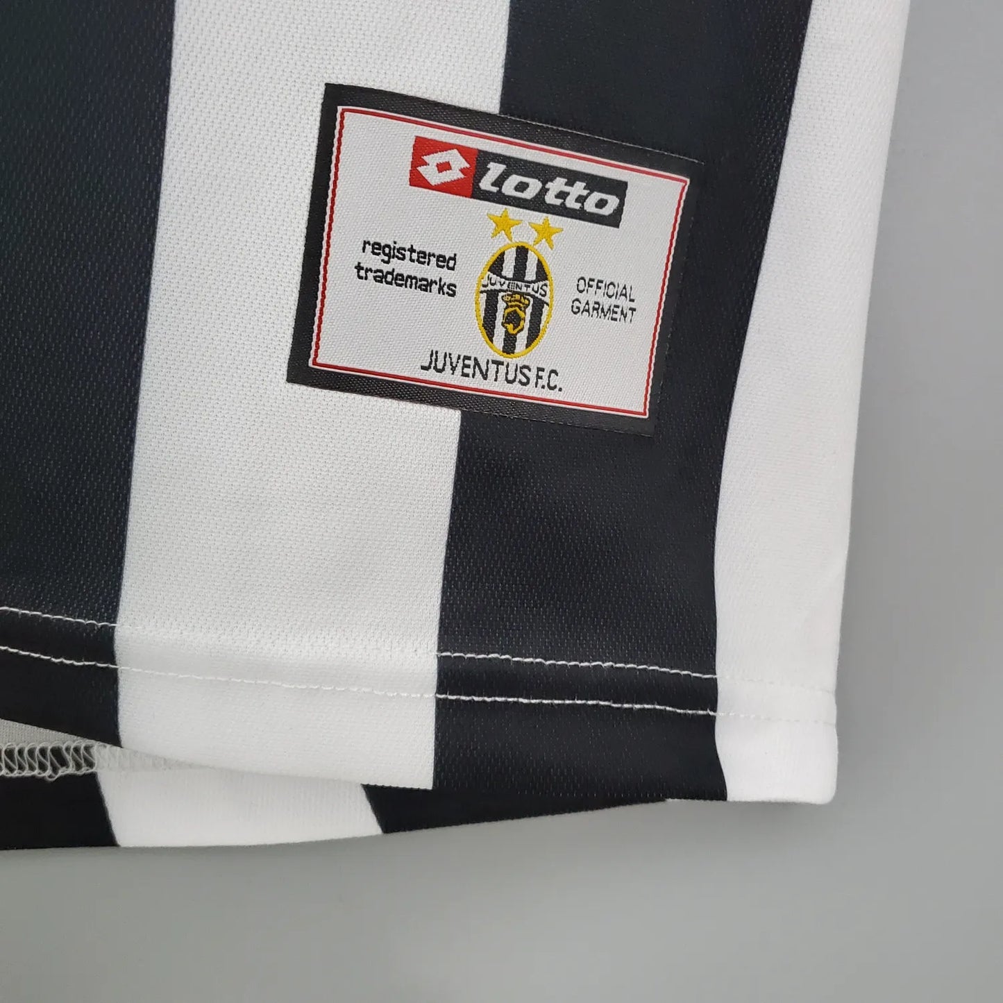 01-02 Juventus Home Retro Jersey
