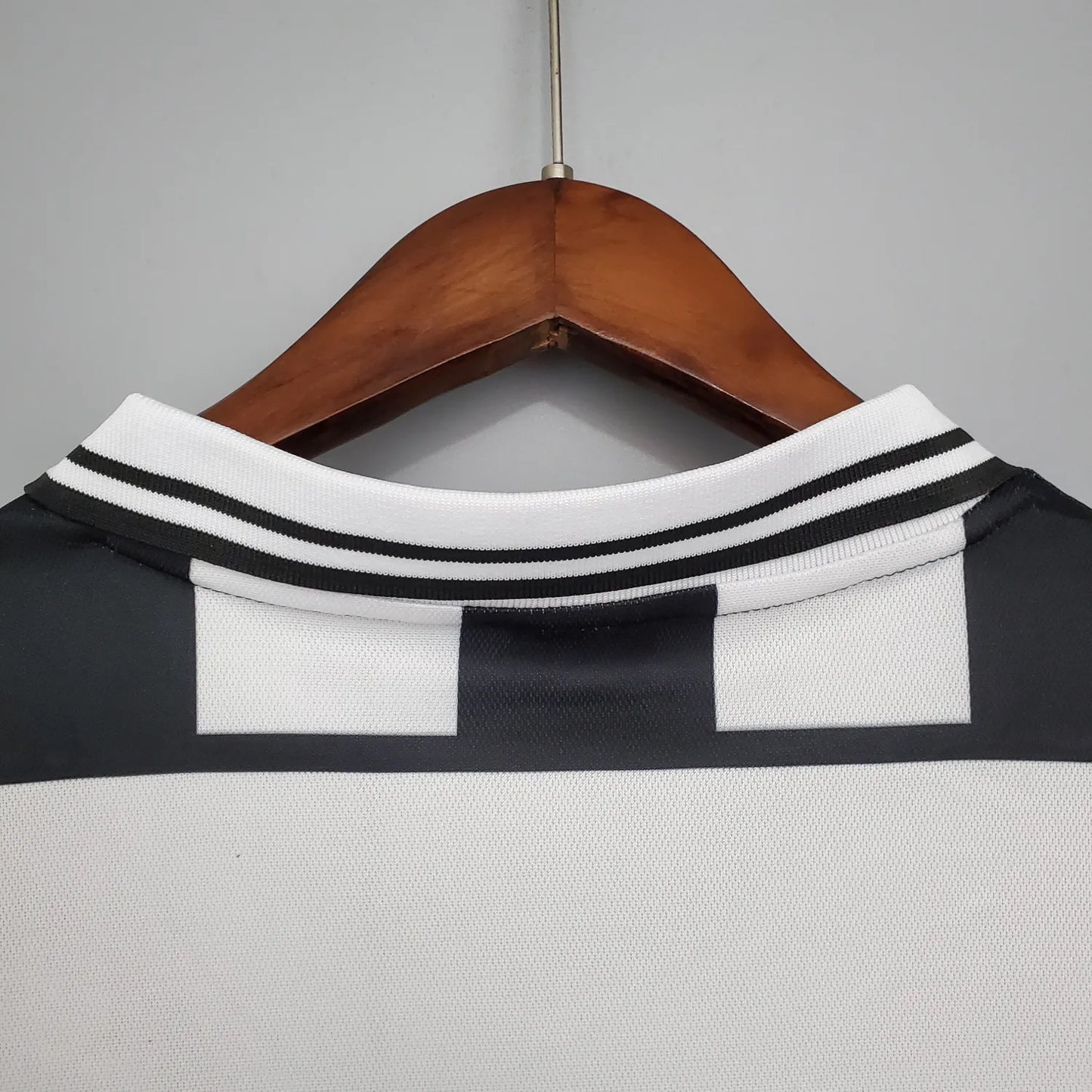 01-02 Juventus Home Retro Jersey