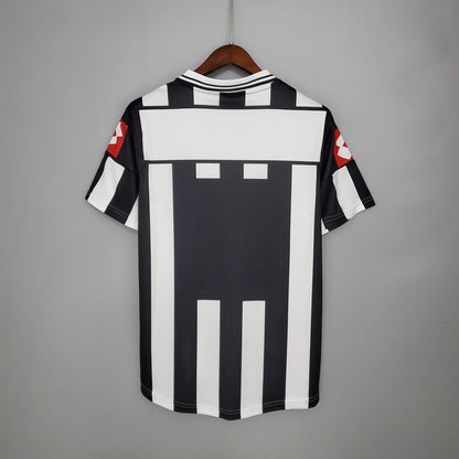 01-02 Juventus Home Retro Jersey