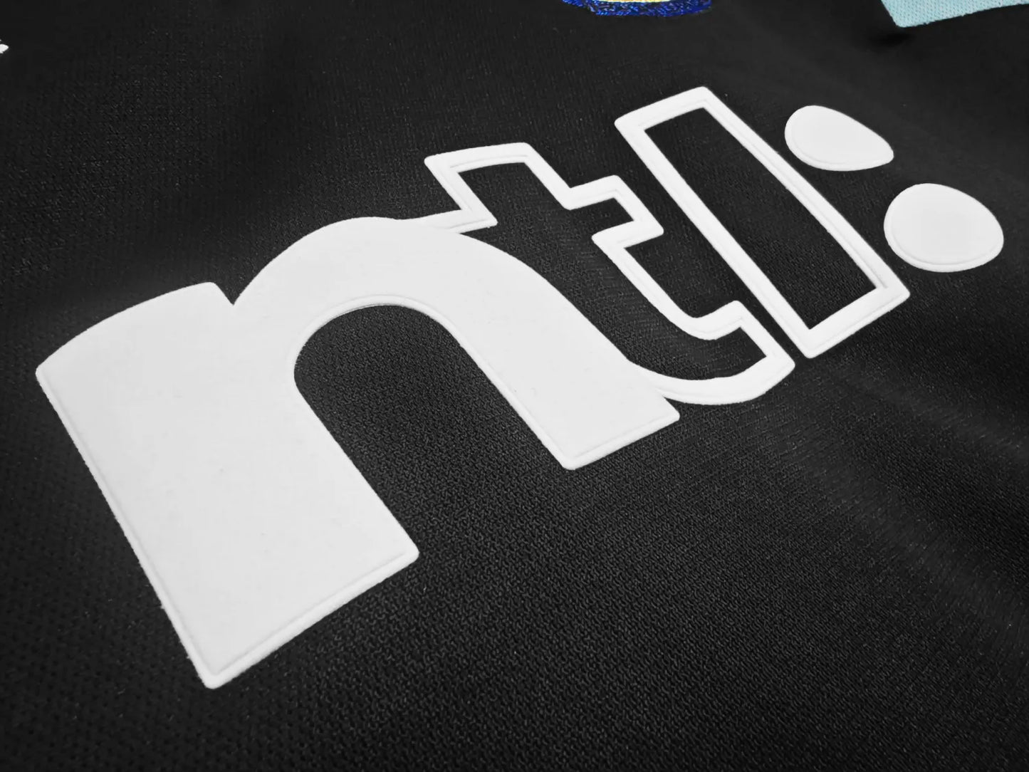 00-01 Newcastle United Away Retro Jersey