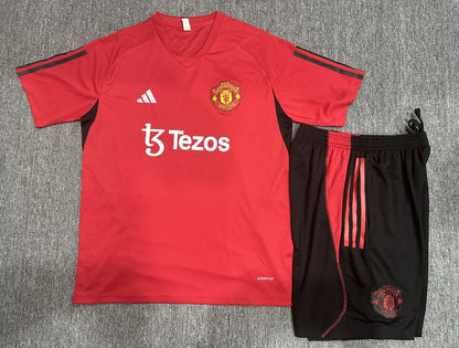 23-24 Manchester United Red Training Short Sleeve Suit