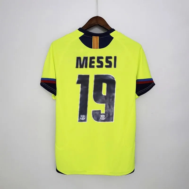 05-06 Barcelona Away Retro Jersey