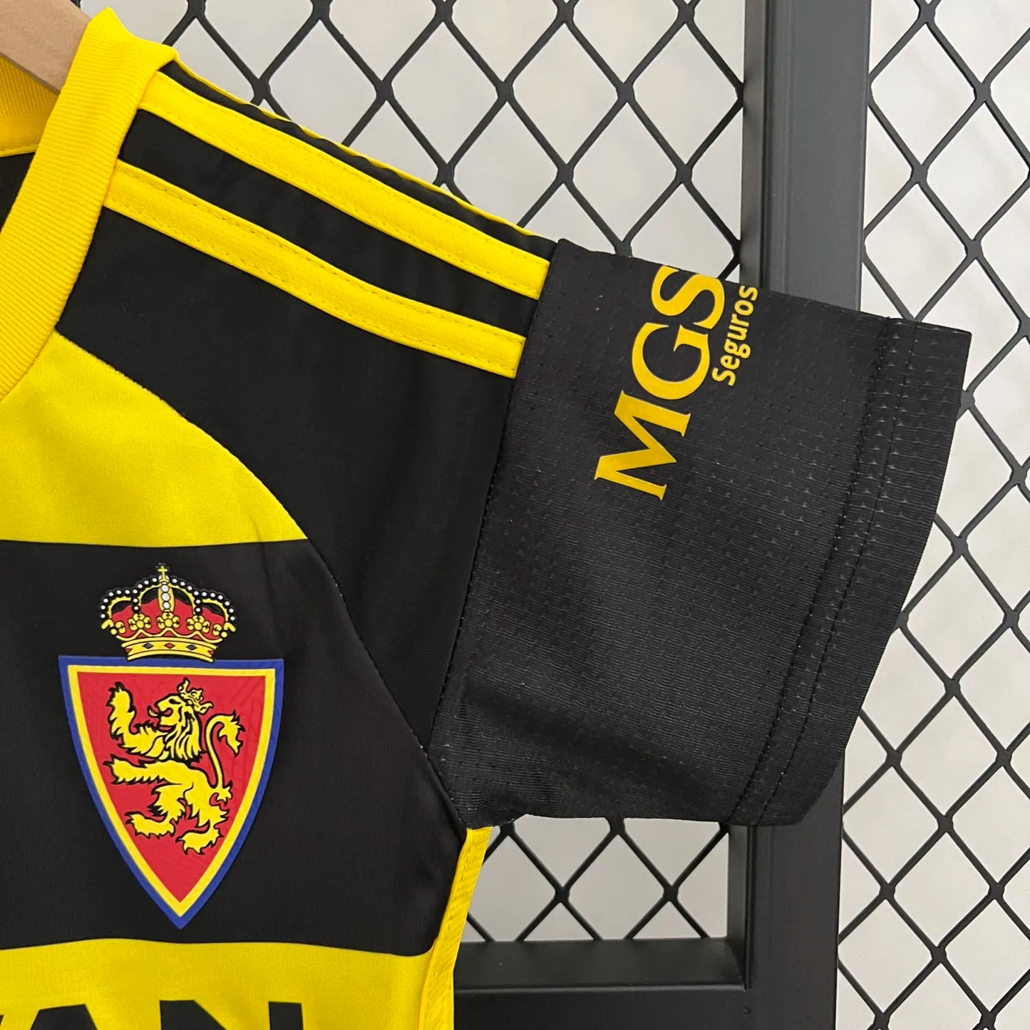 23-24 Real Zaragoza Away Kids Kit