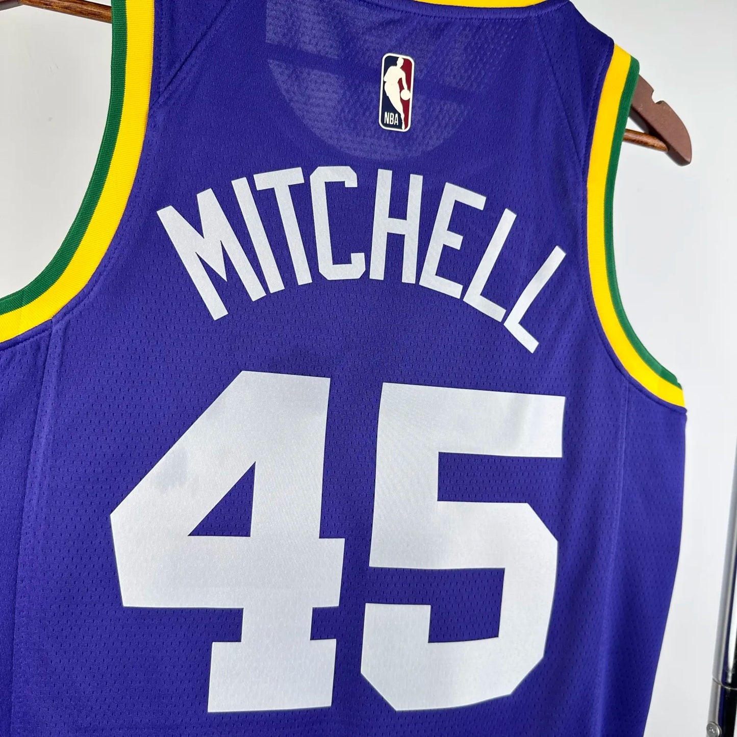 23-24 Utah Jazz Classic Edition Donovan Mitchel #45 Swingman NBA Jersey