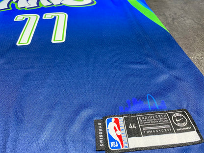 Dallas Mavericks Gradient Blue Jersey